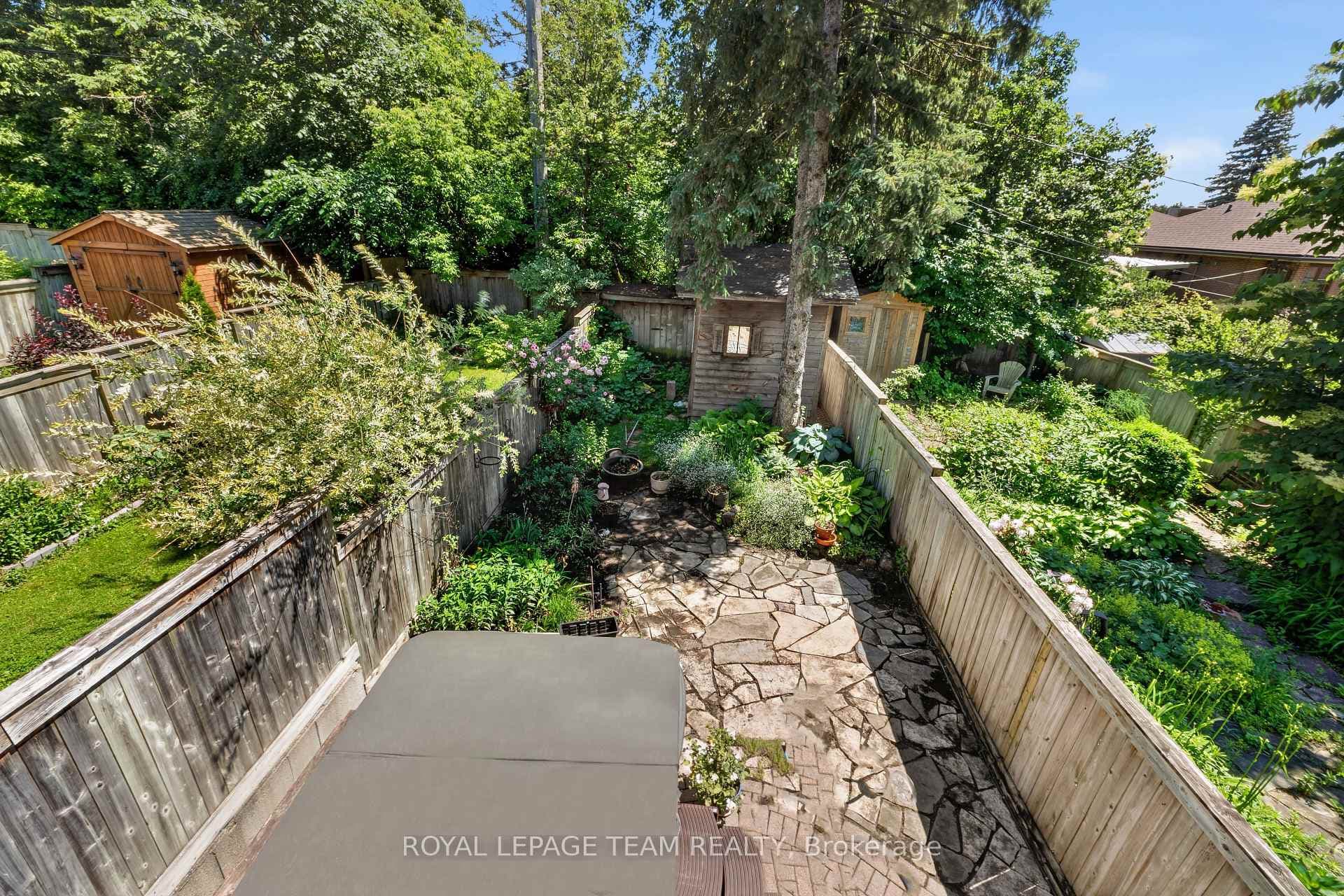 2086 Carling Avenue photo 15