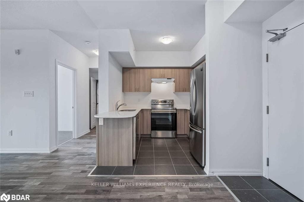 302 ESSA Road Unit 104 photo 4