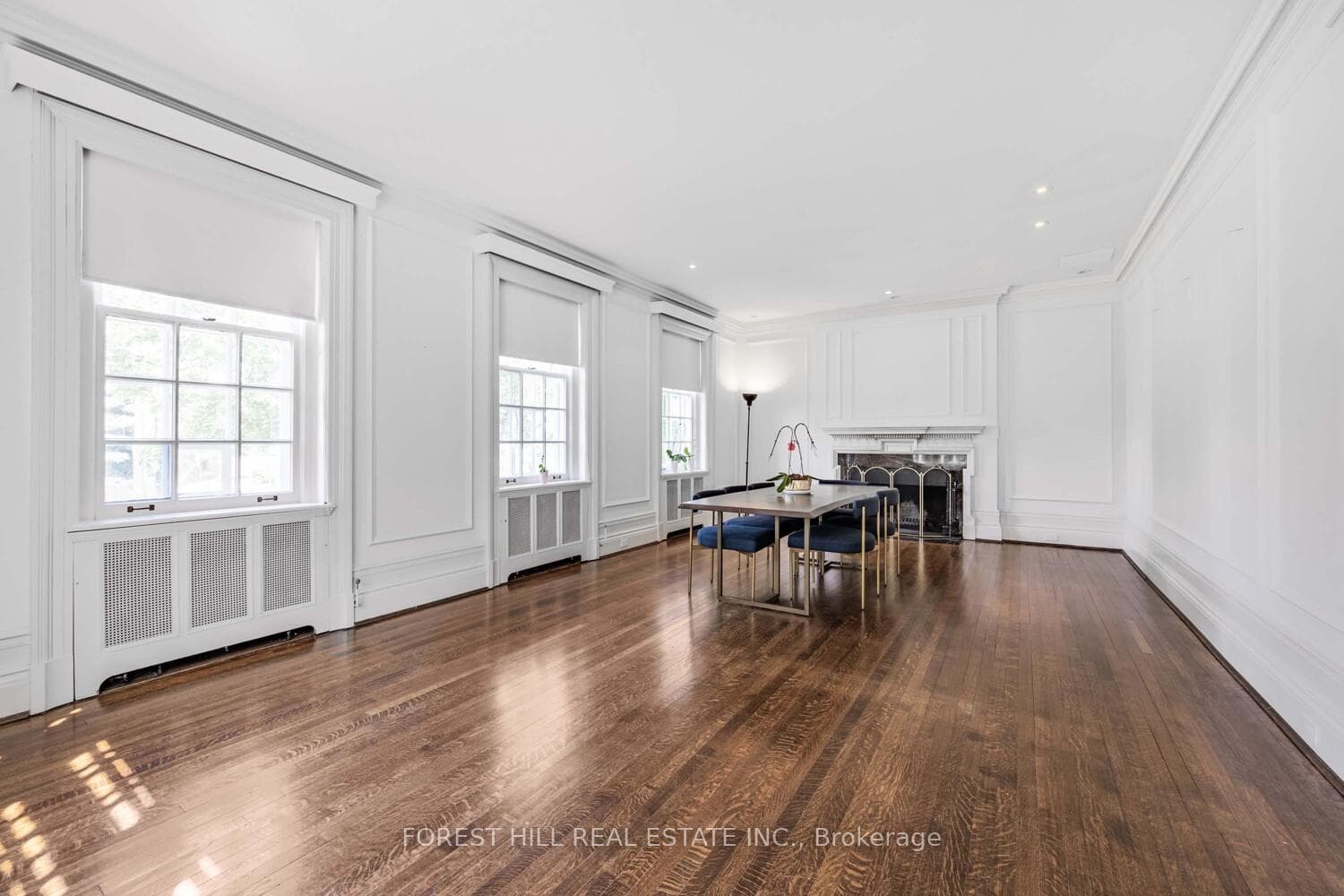435 Russell Hill Road photo 10