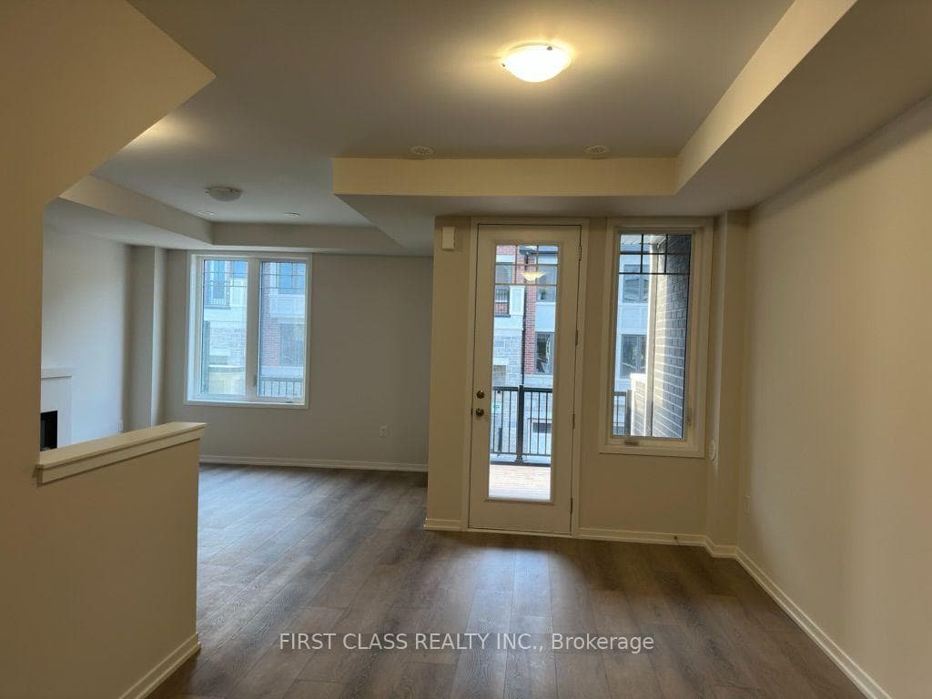 27 Arbour Green Cres Crescent photo 9