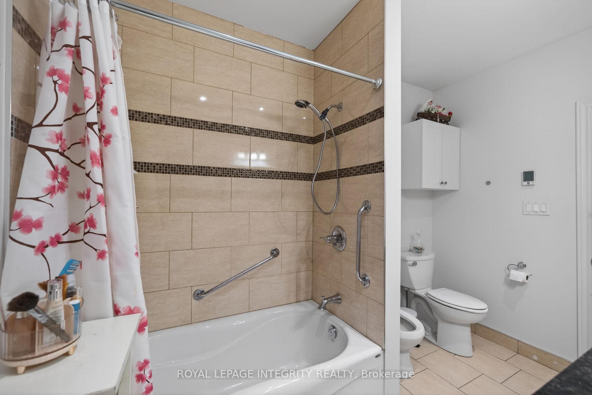 1409 Lepage Avenue photo 33