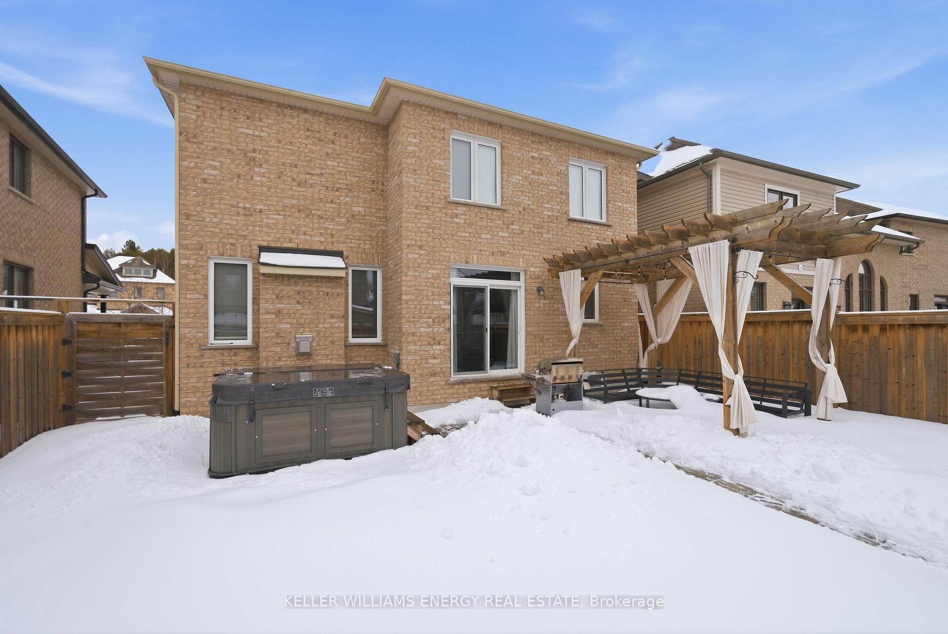 192 Varcoe Road photo 39
