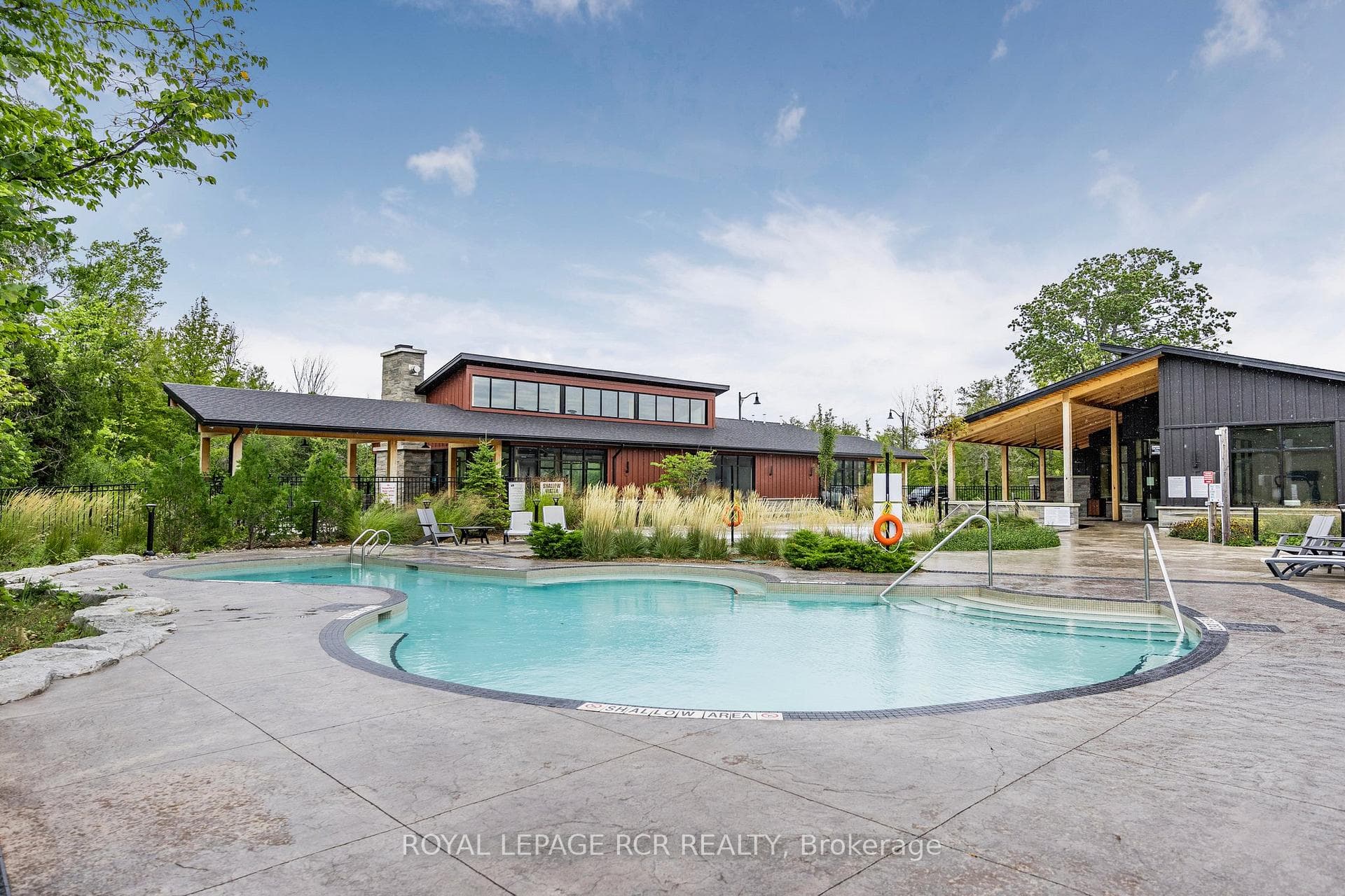 187 Yellow Birch Crescent photo 37