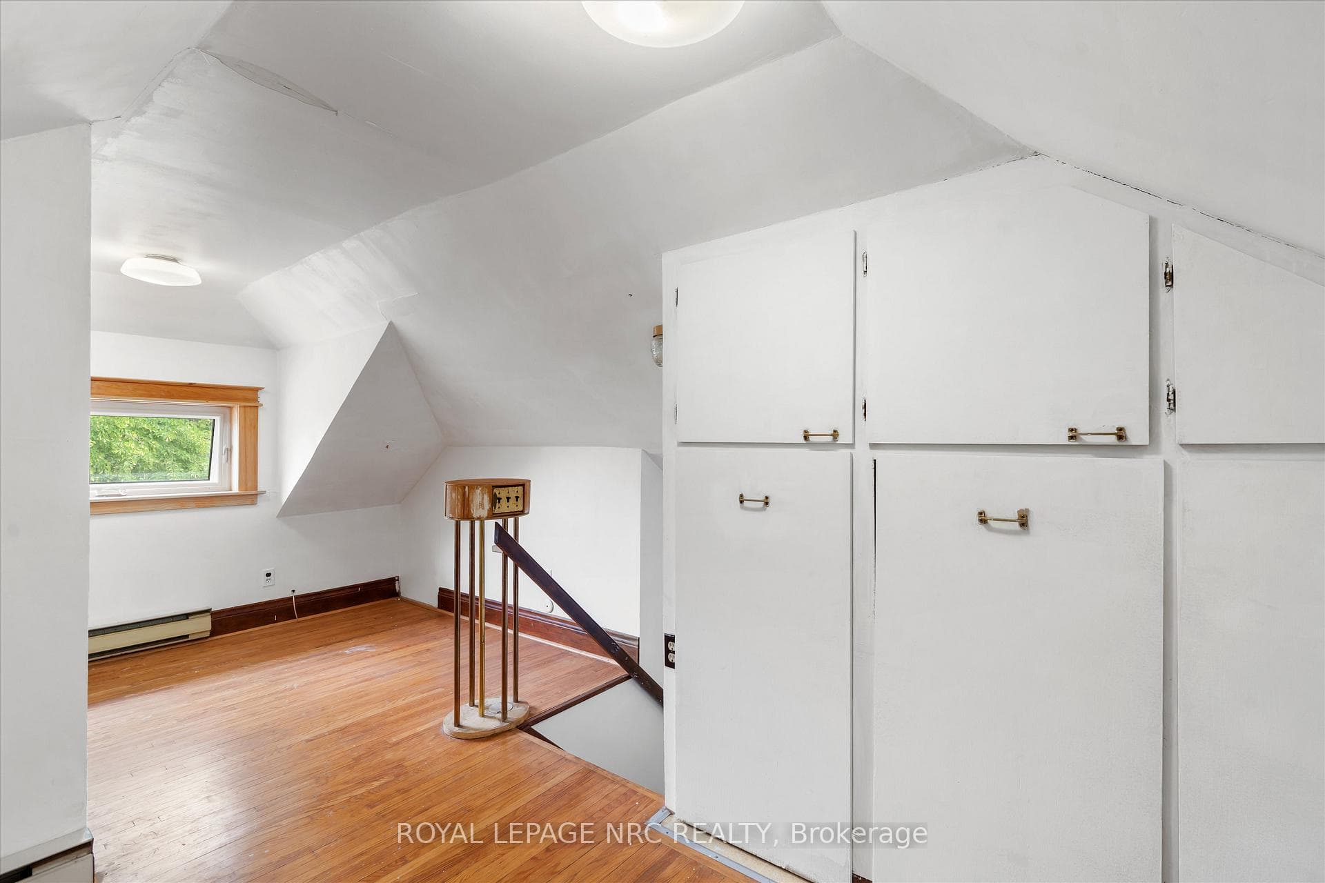 Bedroom or Office on 3rd floor
