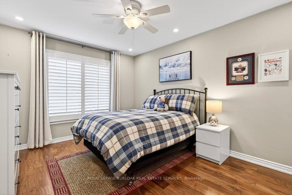 89 Stonegate Drive photo 28