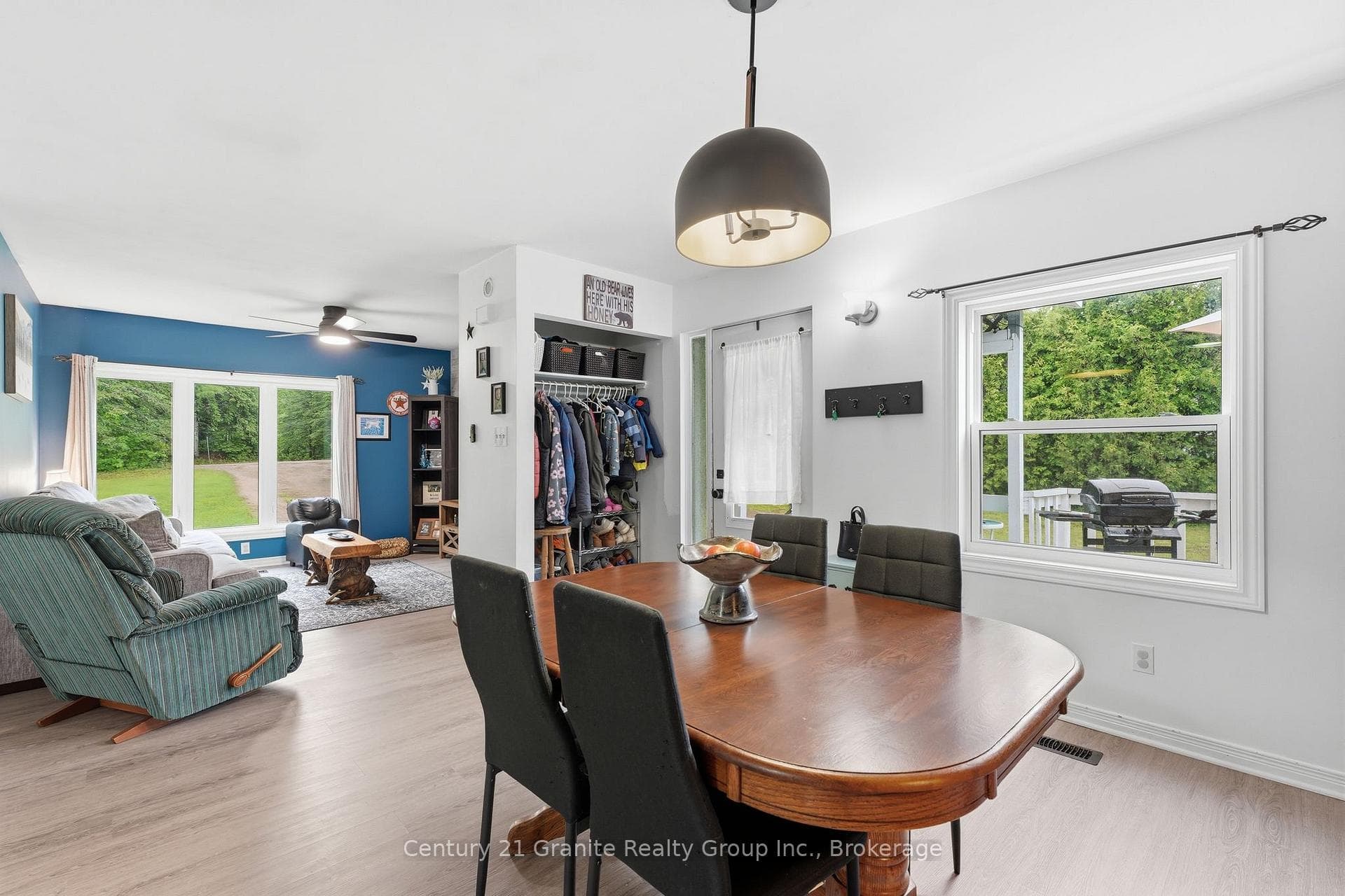 18 Pine Ridge Road photo 12