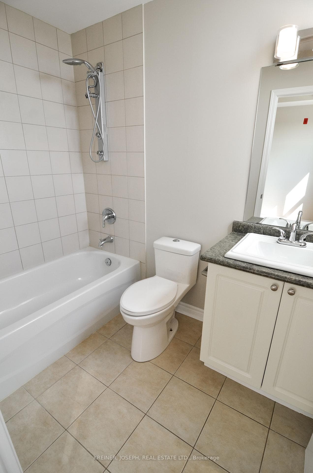 15450 Yonge Street Unit 404 photo 16