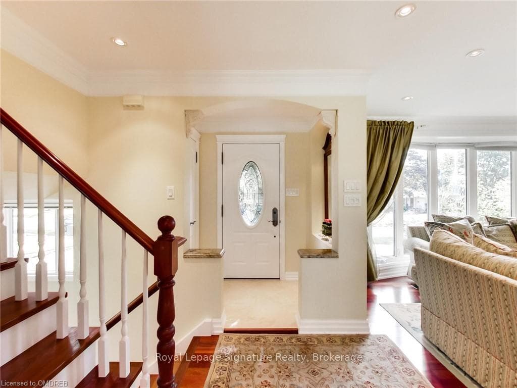 85 RAYNE Avenue photo 4
