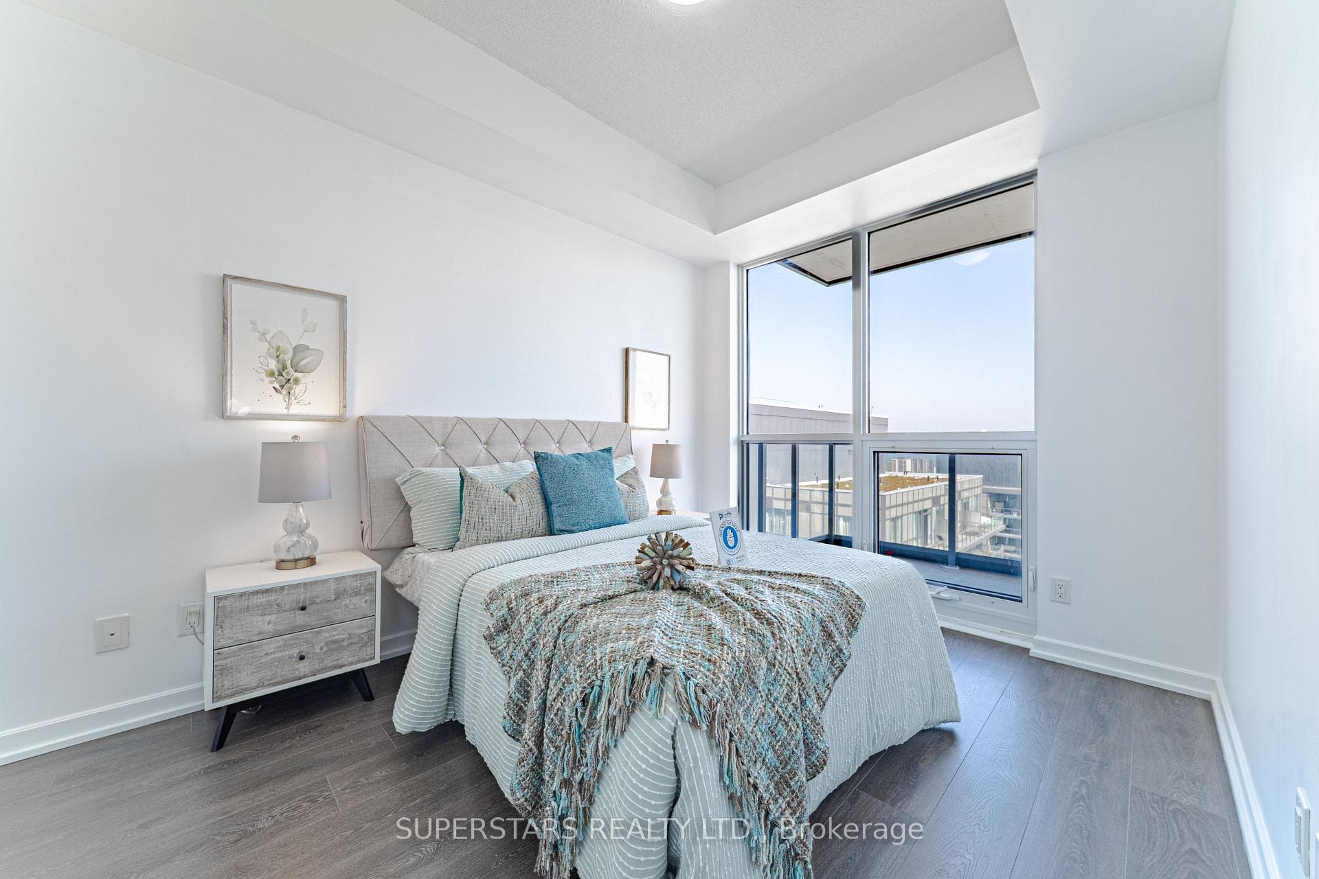 32 Forest Manor Road Unit 2603 photo 10