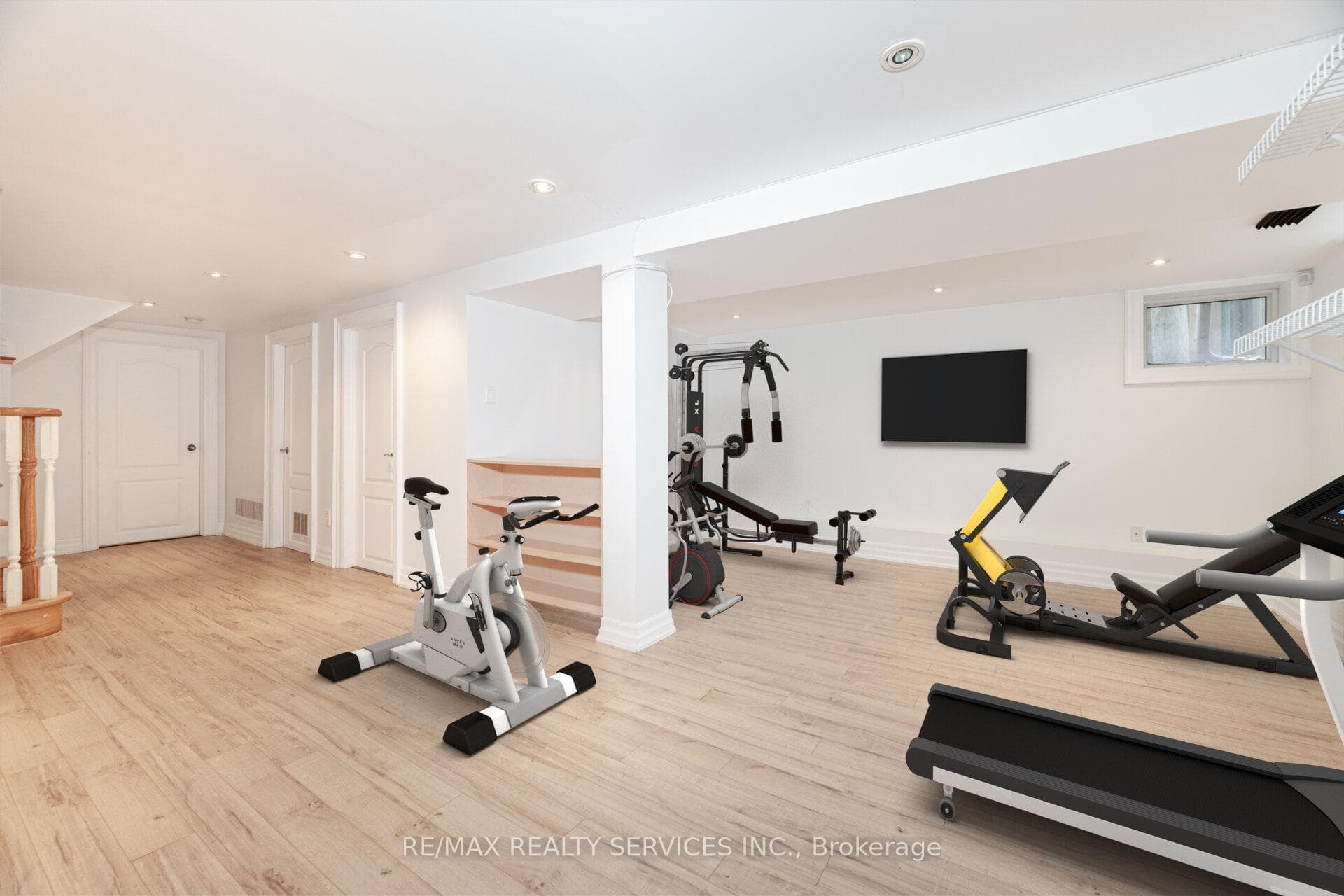 266 Airdrie Road photo 19