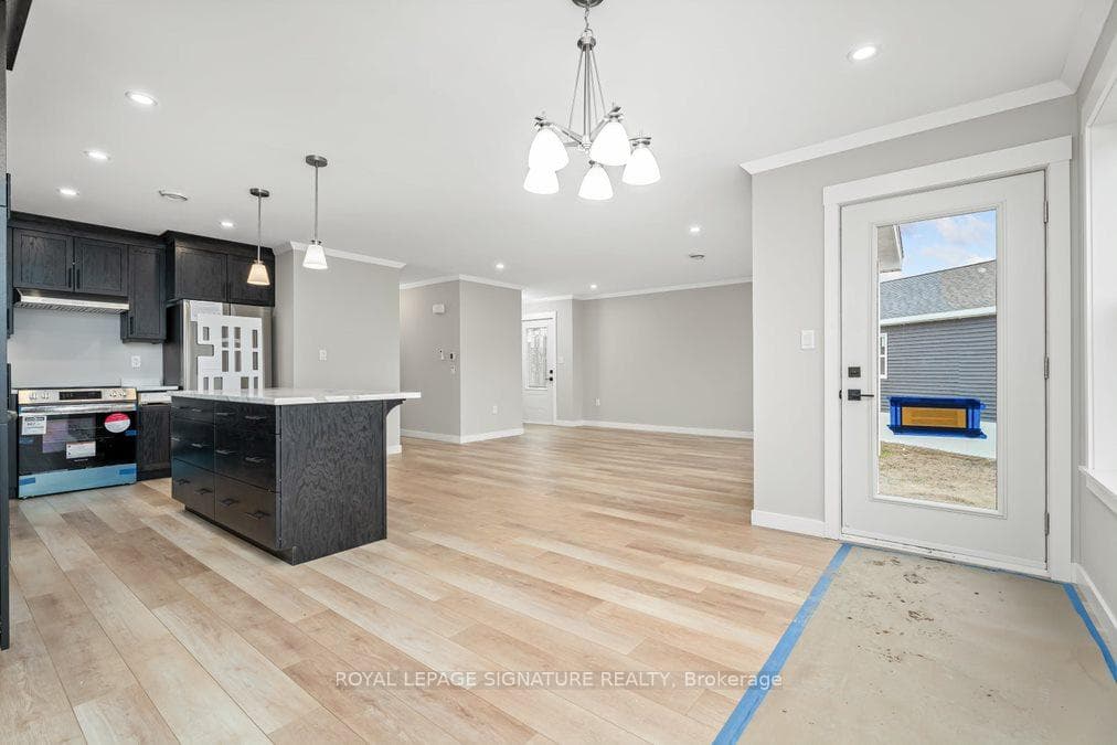 18 Briar Wood Place photo 6
