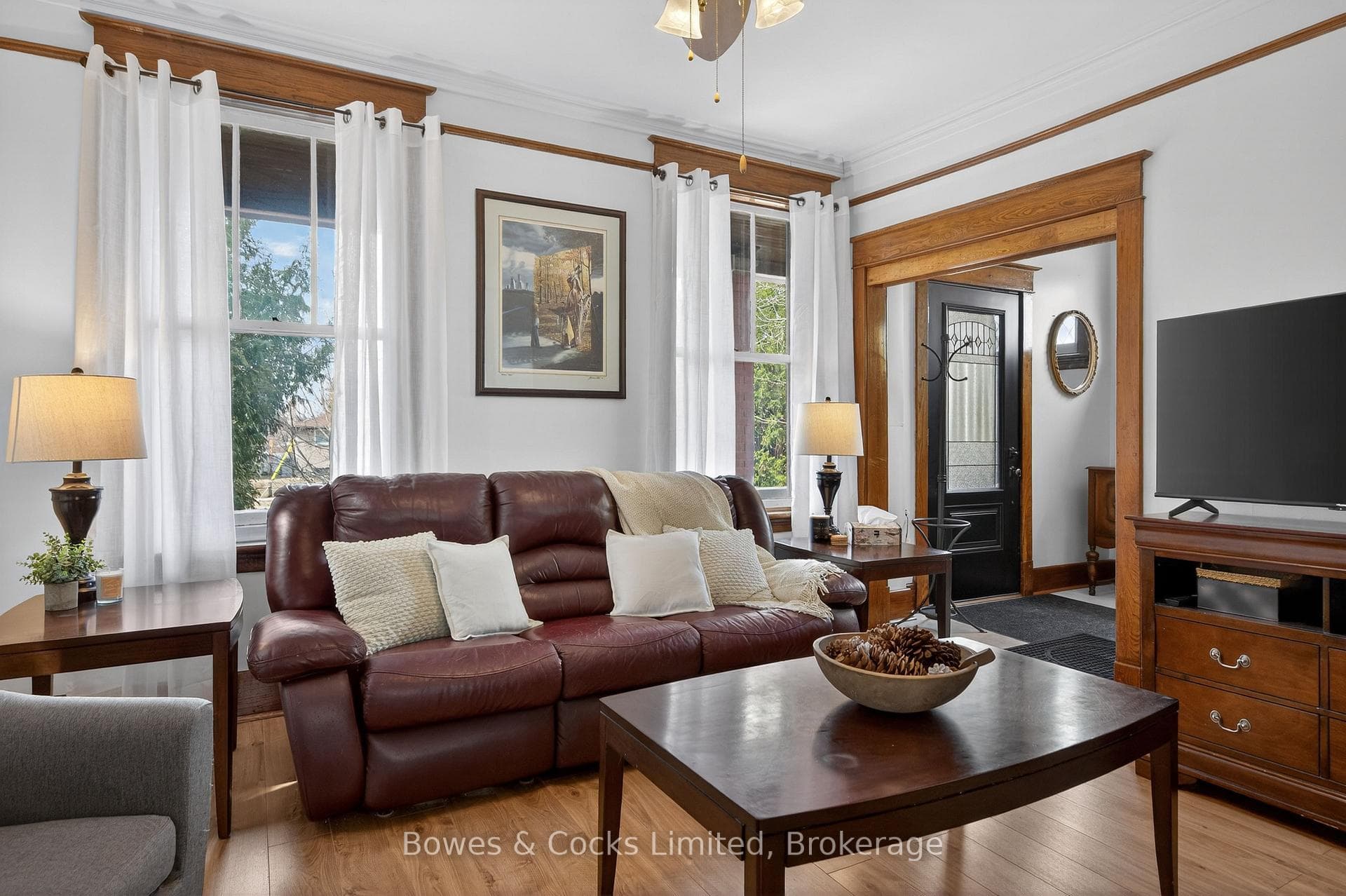 270 William Street photo 6