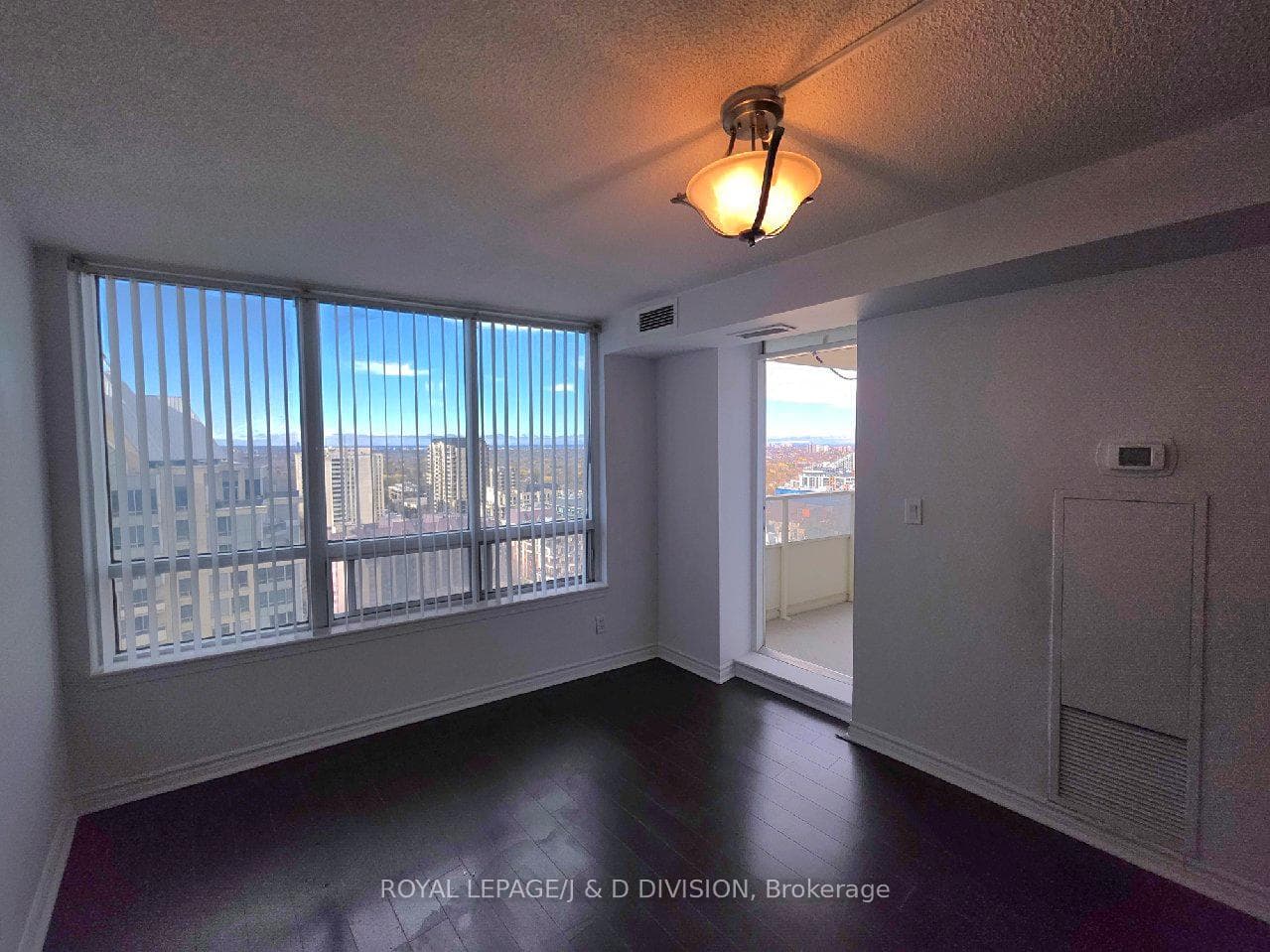 3 Rean Drive Unit 2103 photo 2