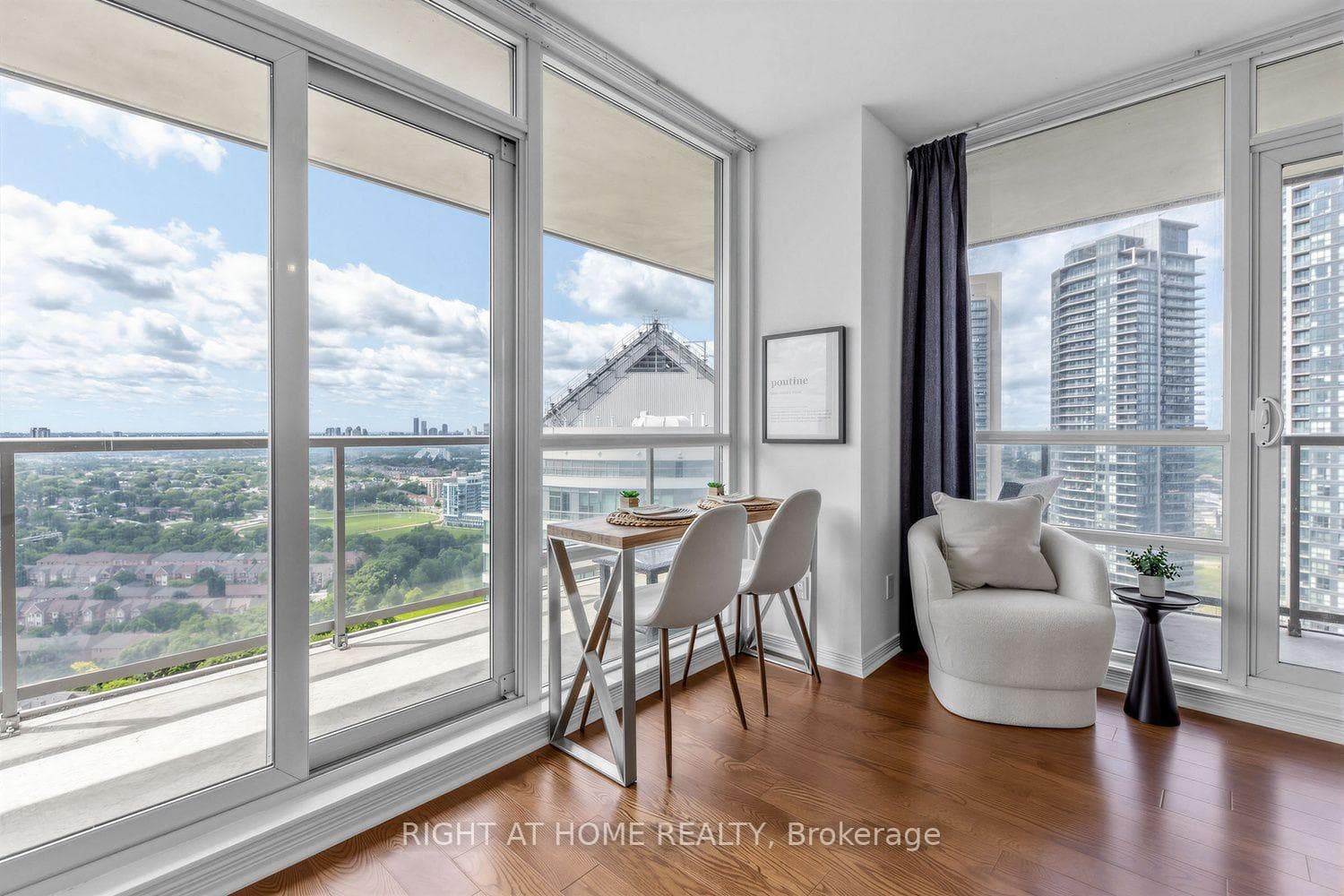 2240 Lake Shore Boulevard Unit 3104 photo 12