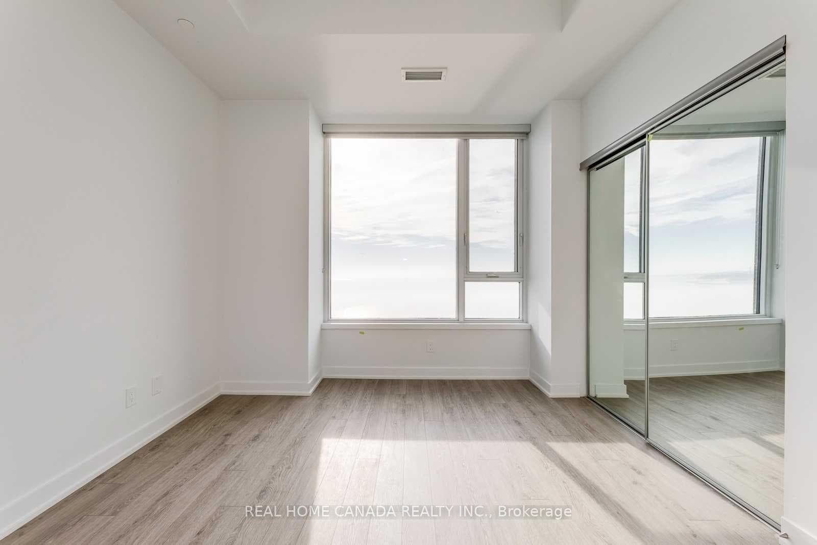1926 Lake Shore Boulevard Unit 3208 photo 18