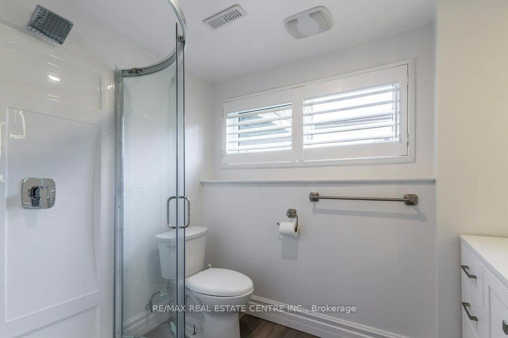3 Hornby Court photo 36