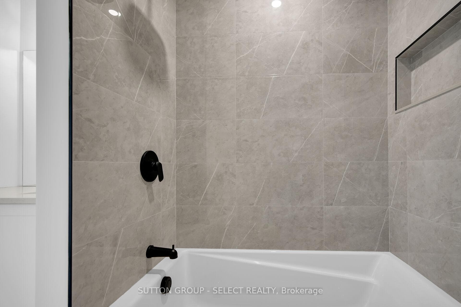 57 BRISCOE Crescent photo 28