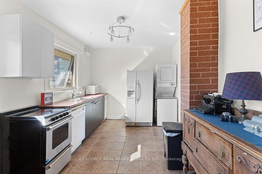 5207 River Road photo 6
