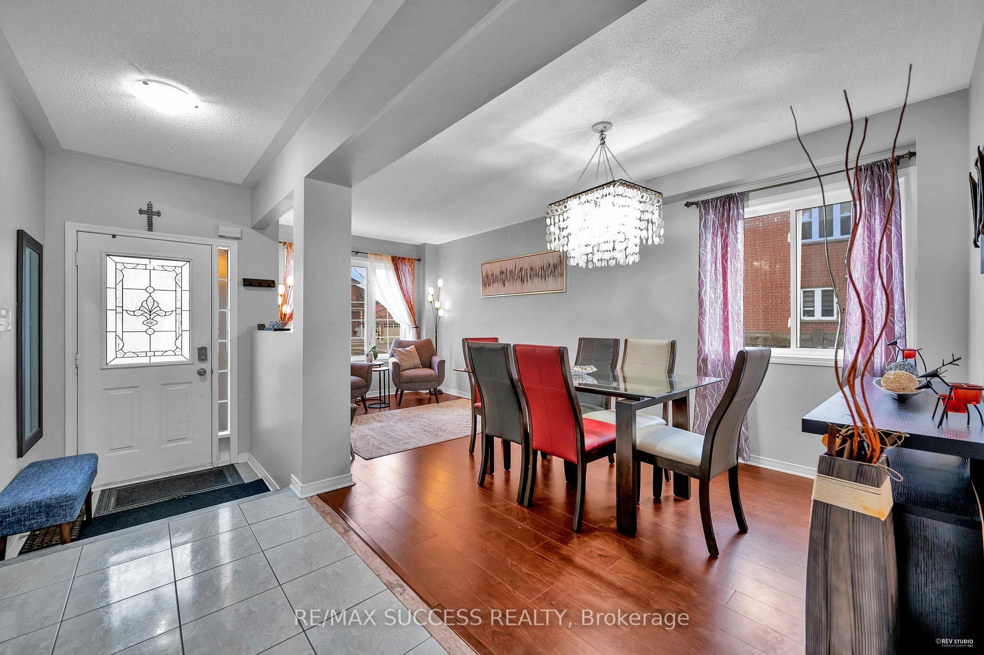 228 Flagstone Way photo 15