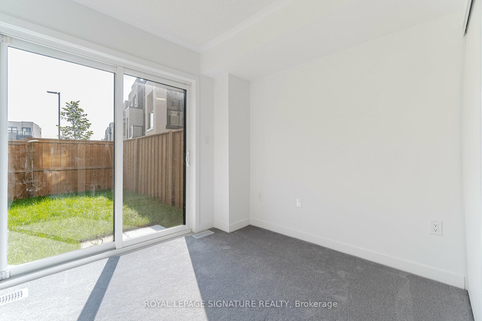 4886 Valera Road photo 6