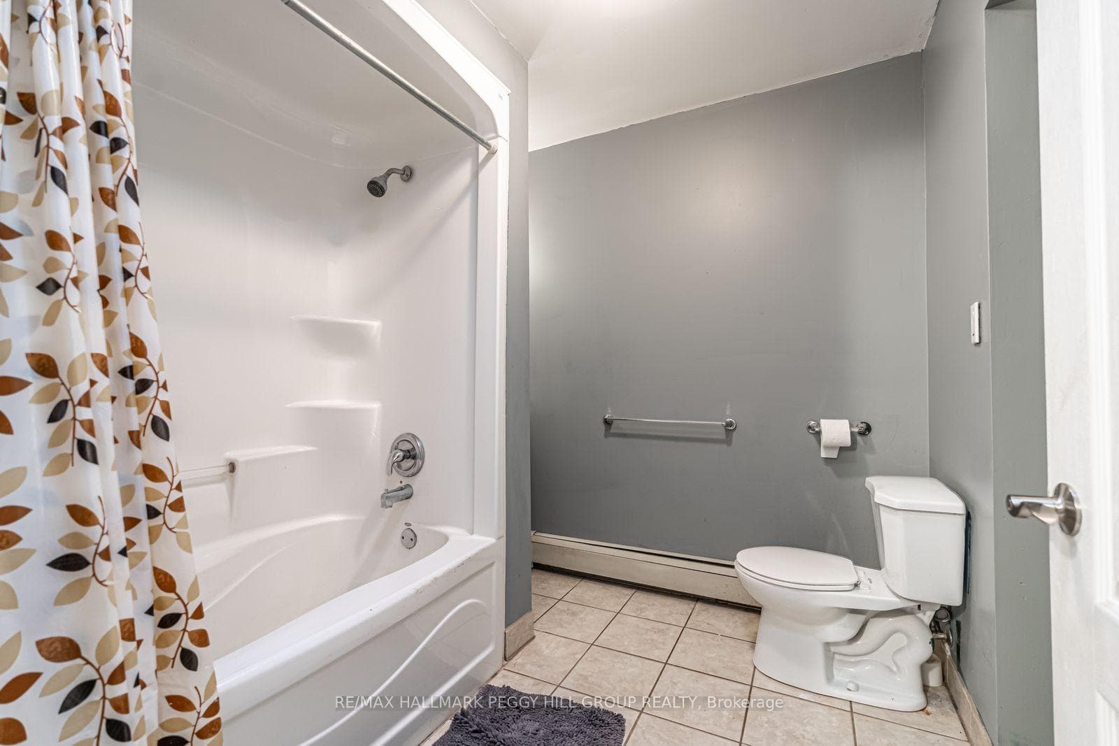 4 Clover Court photo 21