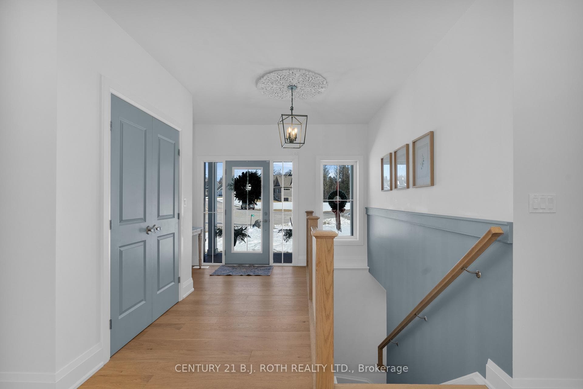 24 Oldenburg Court photo 4