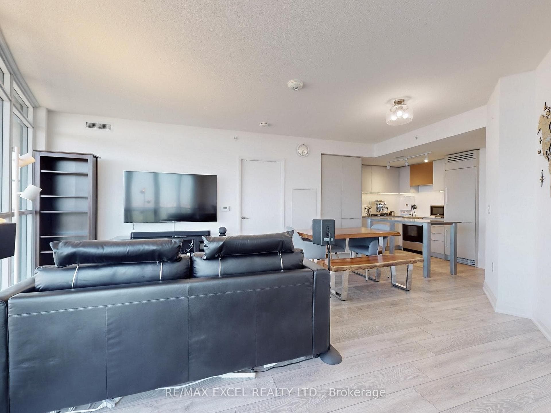 30 Gibbs Road Unit 1708 photo 16