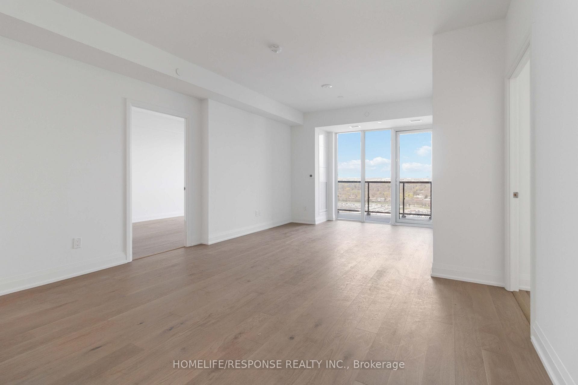 1035 SOUTHDOWN Road Unit PH1911 photo 11