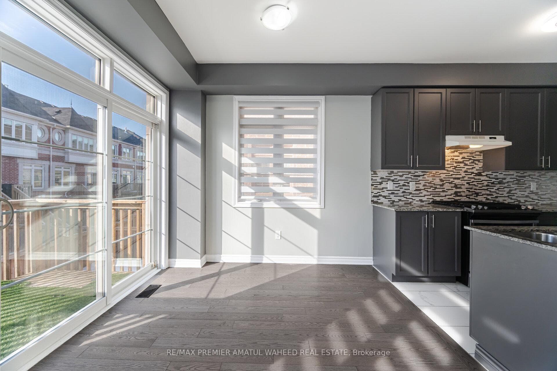 67 Farooq Boulevard photo 13