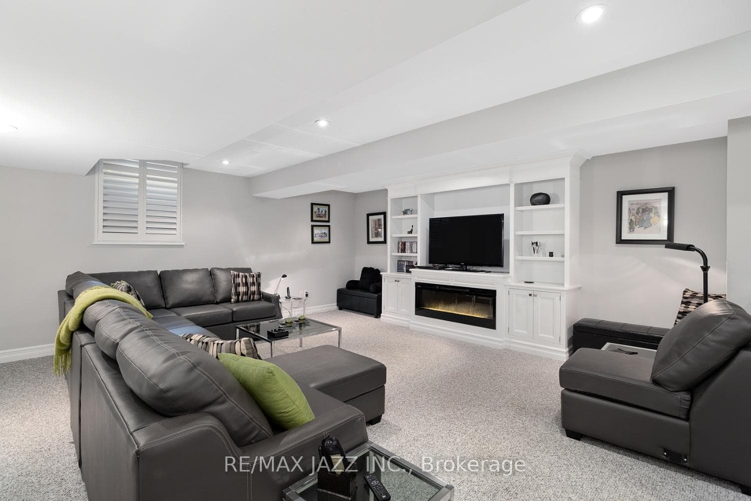 11 Rowland Court photo 21