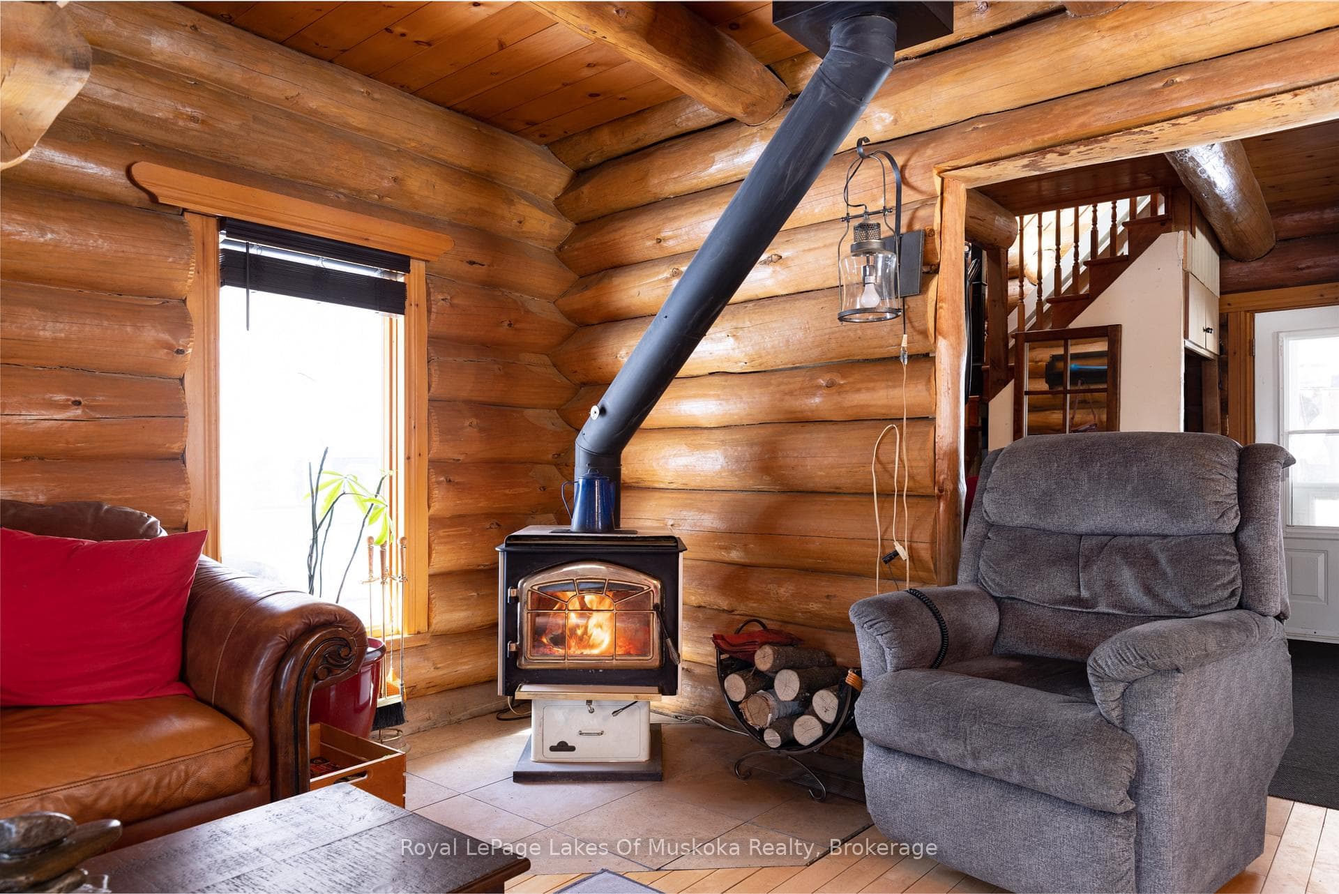 259 Lakeshore Road photo 7