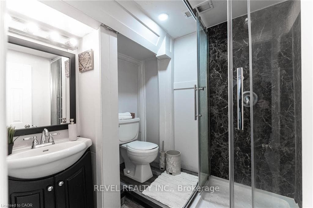 899 Stone Church Road Unit 4 photo 8