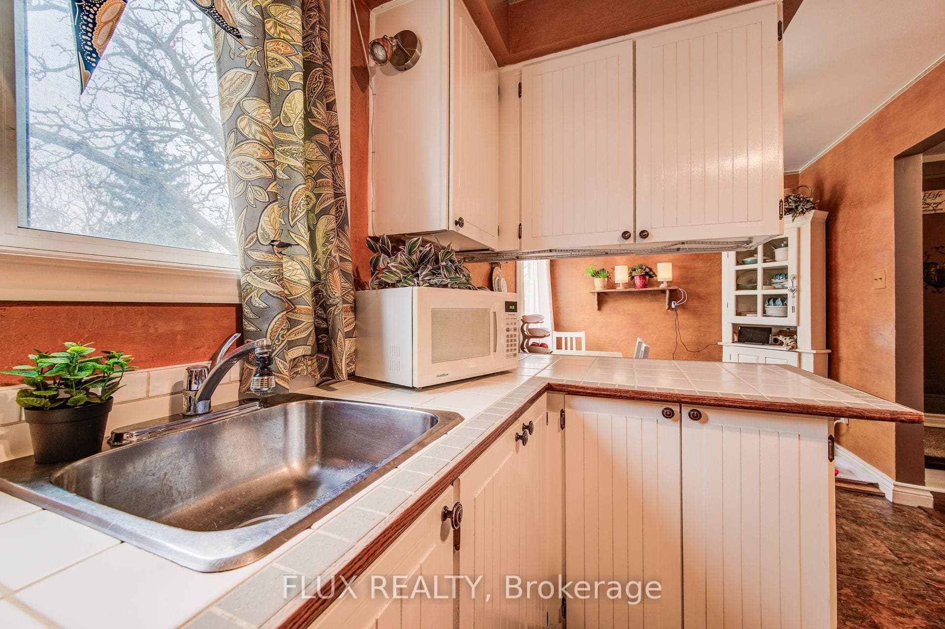 741 Woodward Avenue Unit 18 photo 27