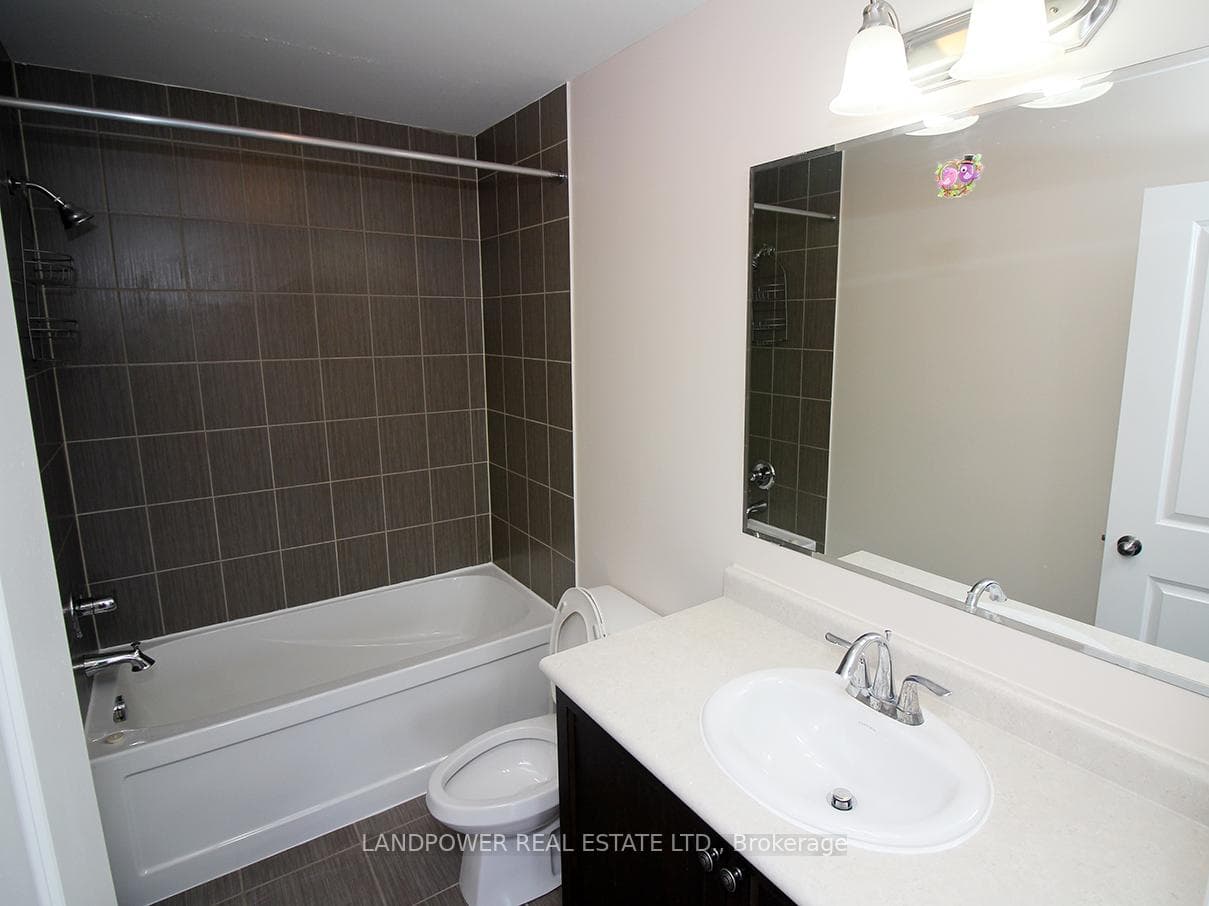 1331 Major Mackenzie Drive Unit 5 photo 26