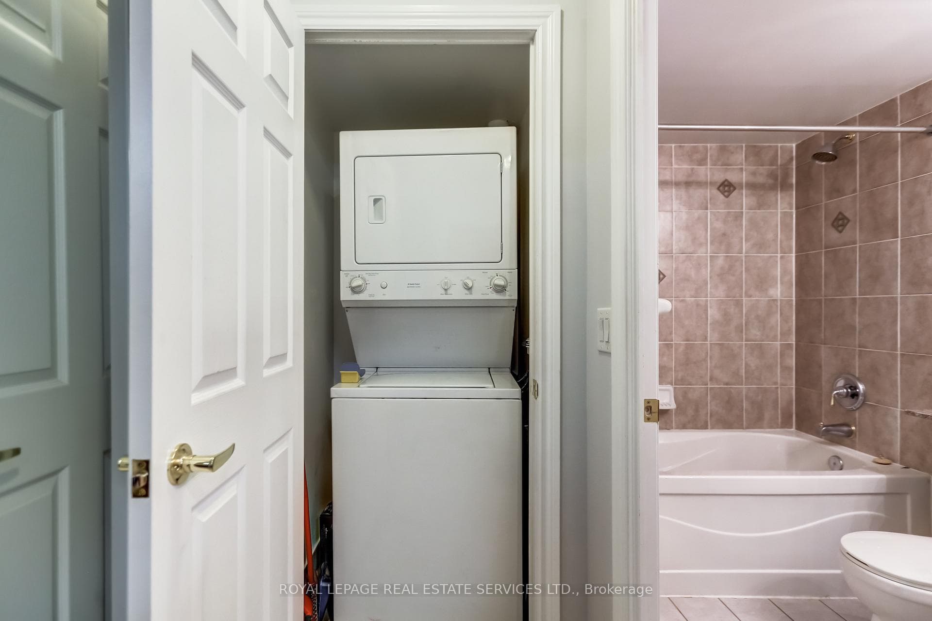 5 Michael Power Place Unit 305 photo 15