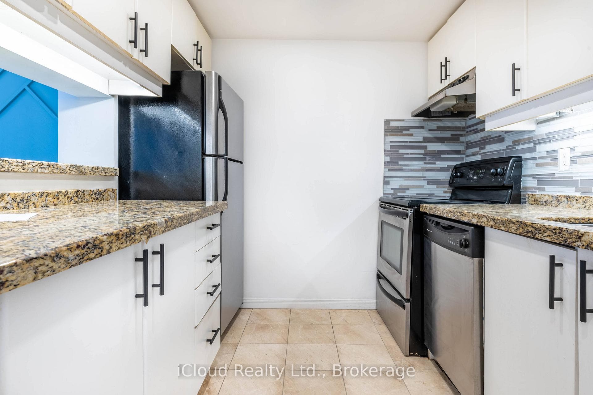 44 Gerrard Street Unit 1808 photo 13