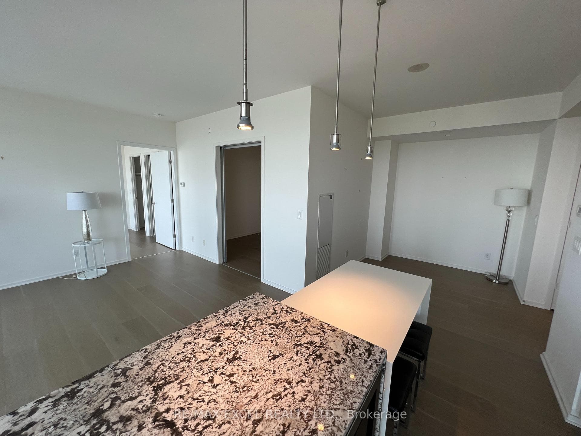 1 Bloor Street Unit 7102 photo 15