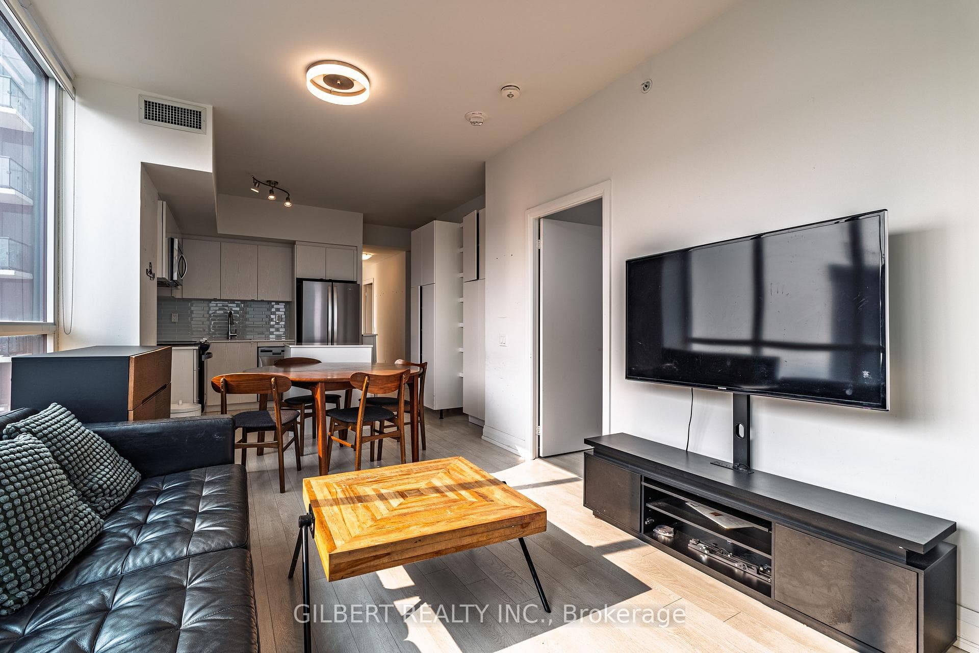 1461 Lawrence Avenue Unit 1810 photo 14