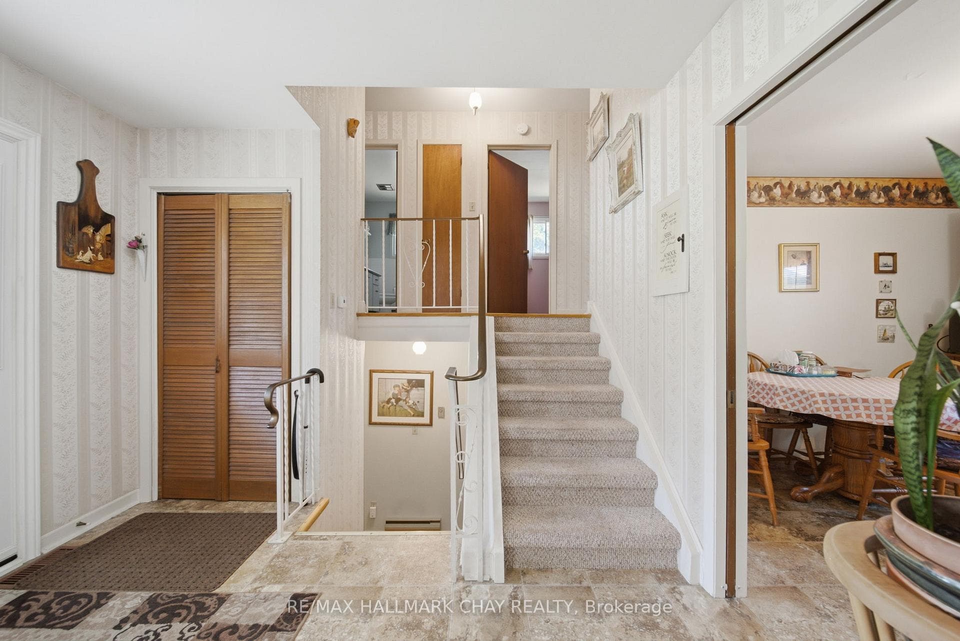6 Highcroft Drive photo 5