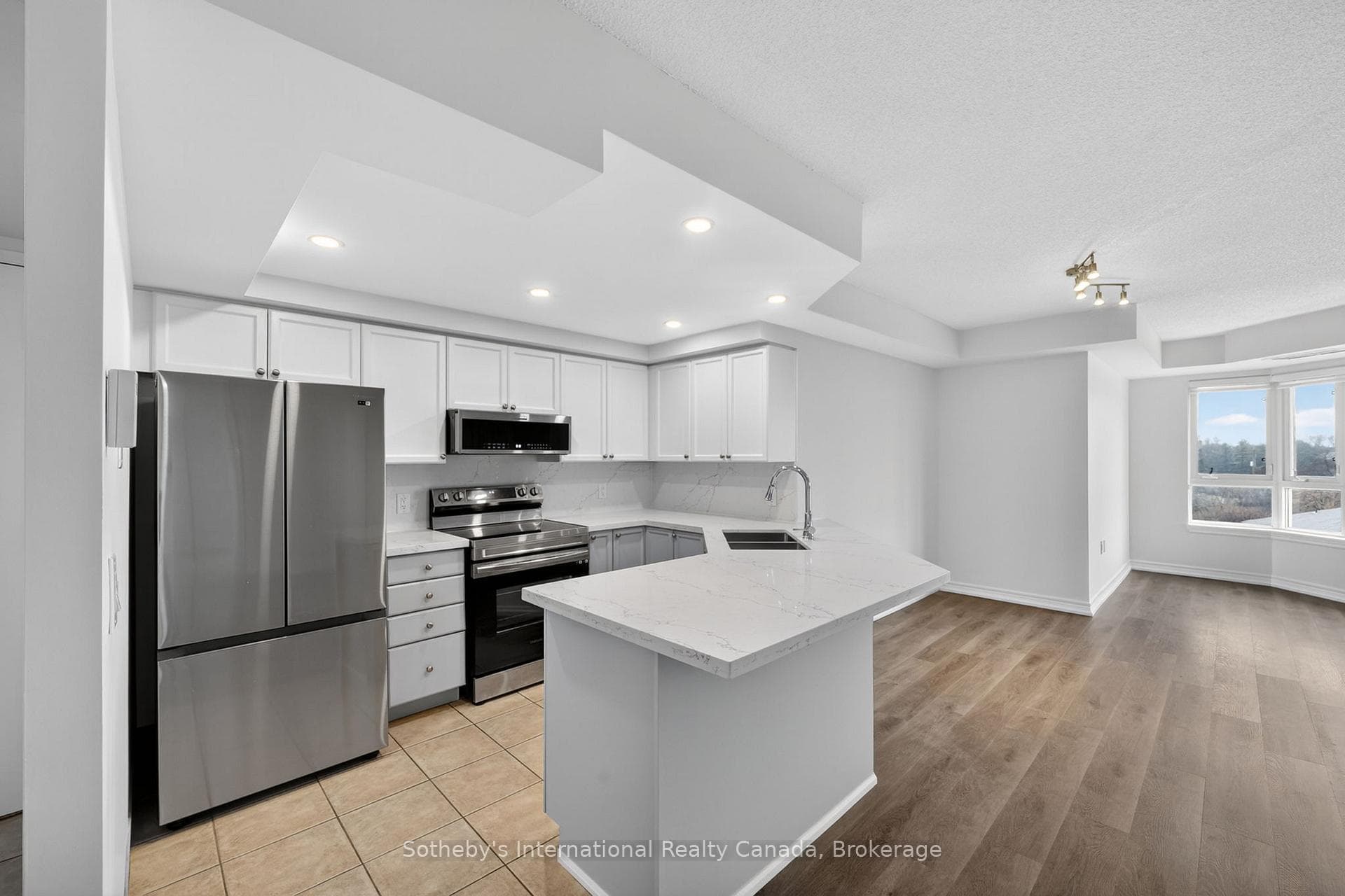 16 Raglan Street Unit 402 photo 8