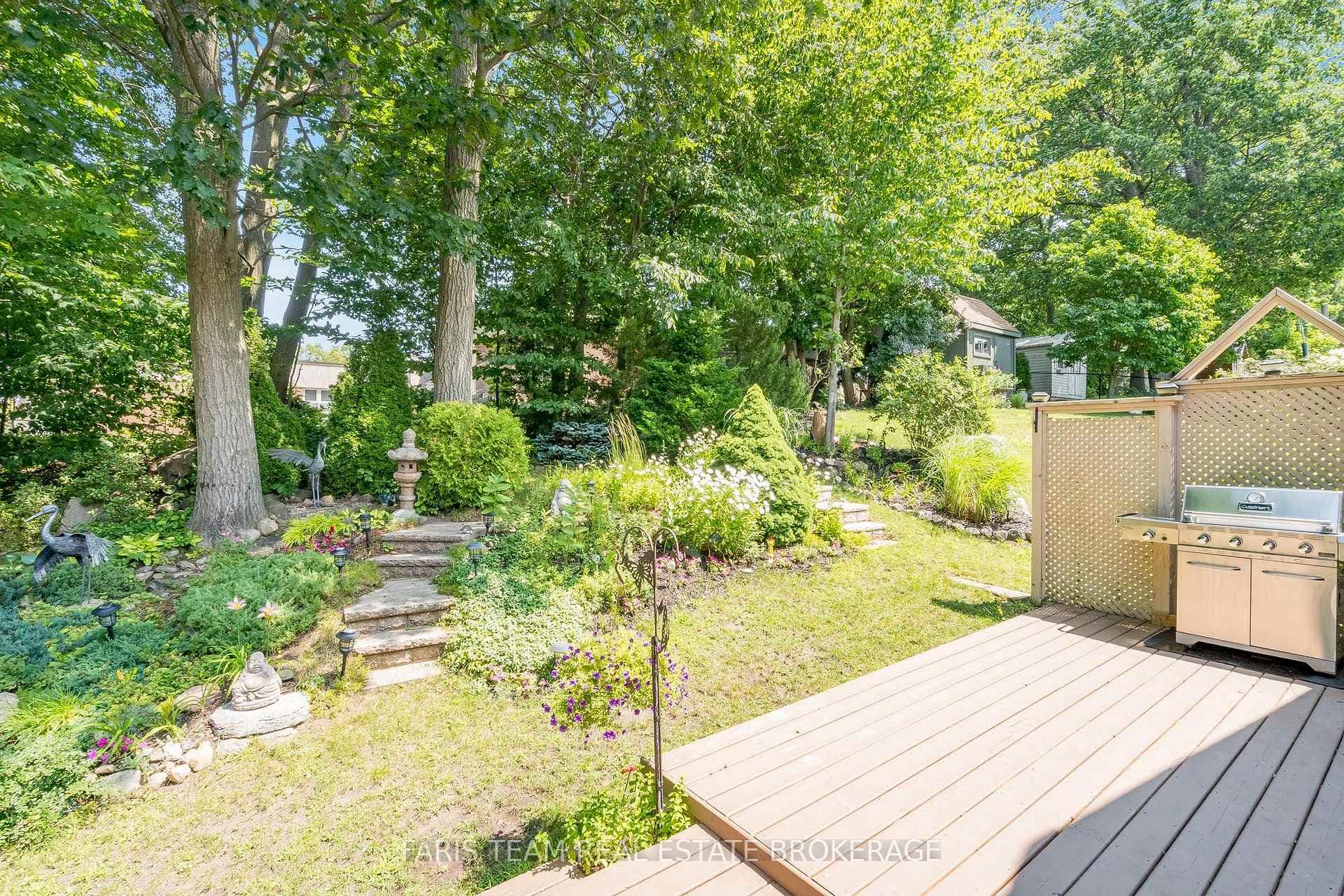 123 Wawinet Street photo 29
