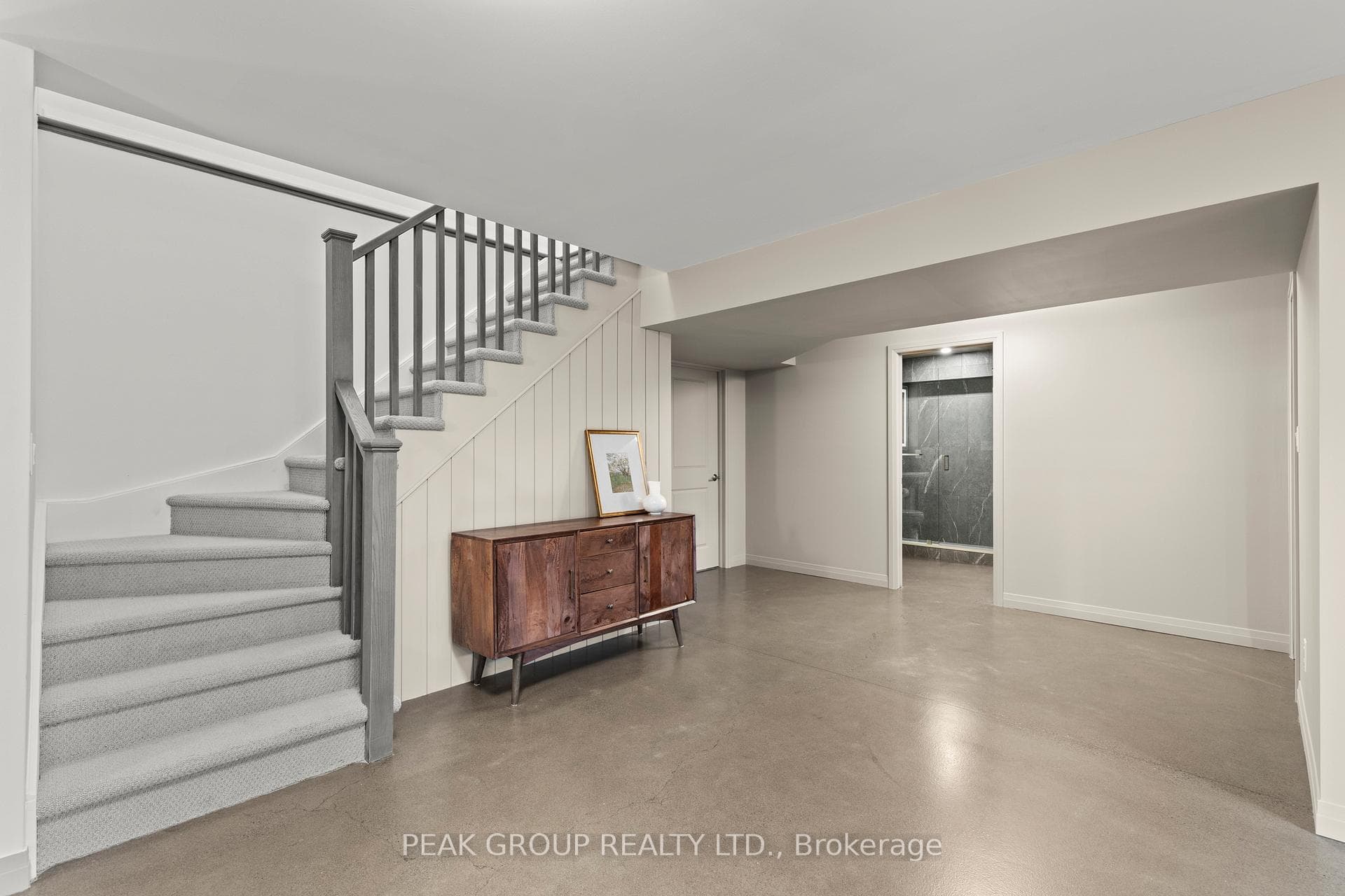 8974 Willoughby Drive Unit 8 photo 35