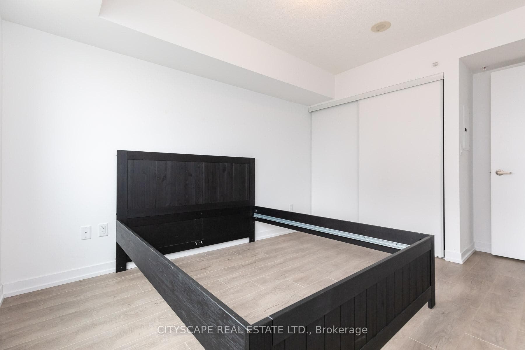 1410 Dupont Street Unit 2307 photo 9