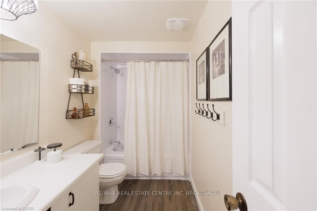 41 WALLACE Drive photo 18