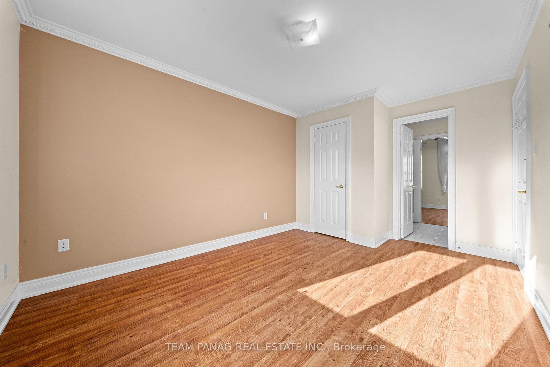 52 Mount Royal Circle photo 30