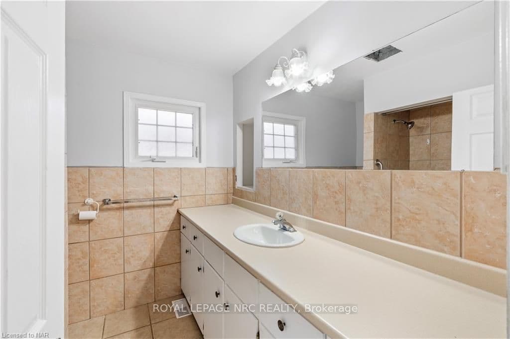 29 MARGERY Avenue photo 16