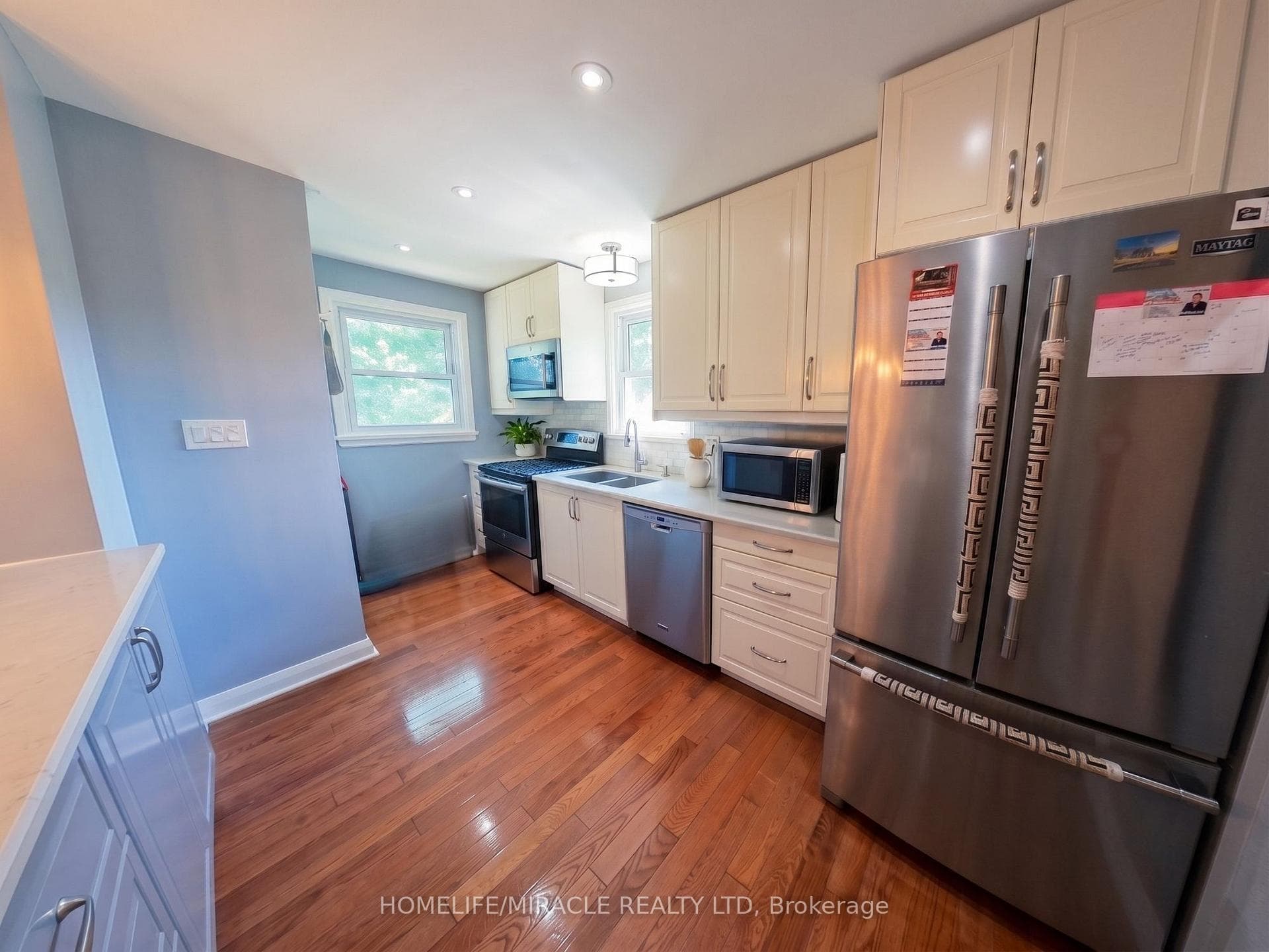 113 Pontiac Avenue photo 8