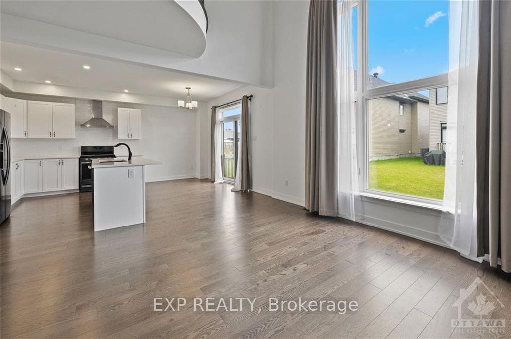 301 CHAMOMILE Way photo 7