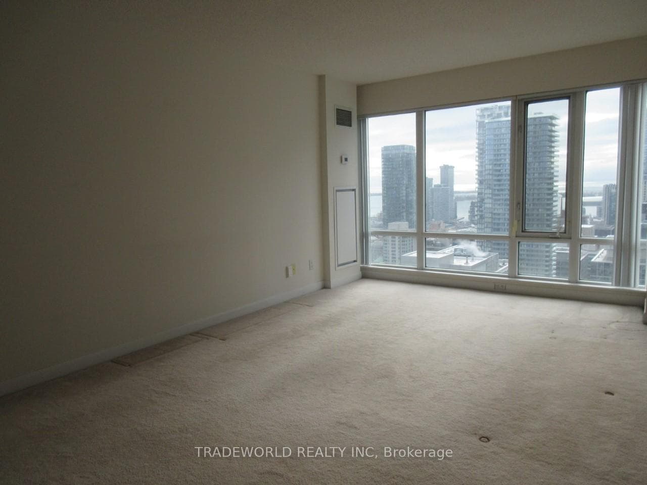 210 Victoria Street Unit 3707 photo 9