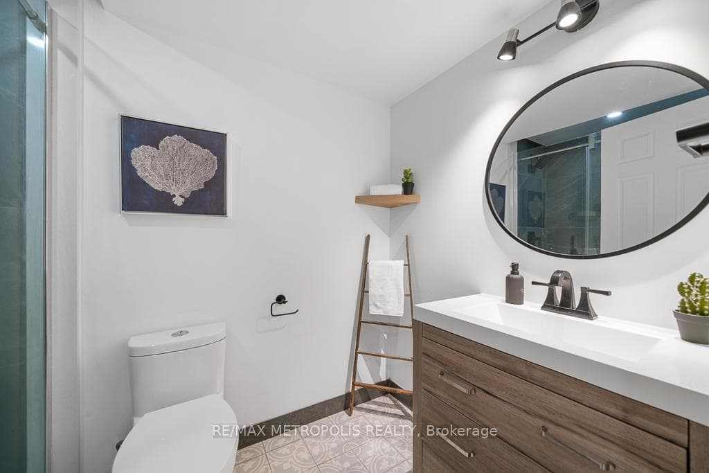 Full Bathroom in Basement